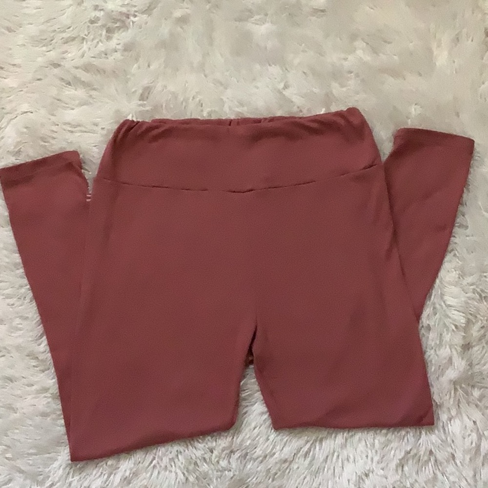 Feathers maternity pants